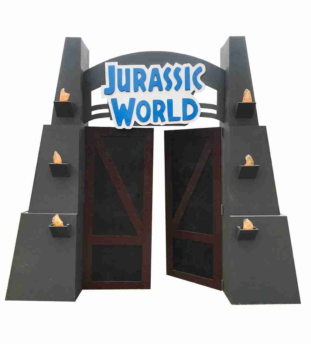 Jurassic World Arch | Rental
