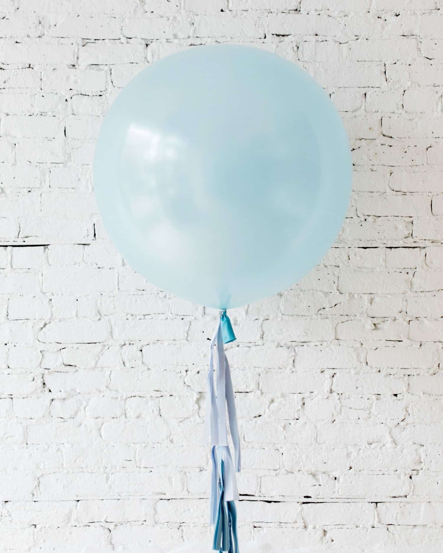 GIFT-Pearl Light Blue Giant Balloon and Ombre Blue Tassel | Purchase